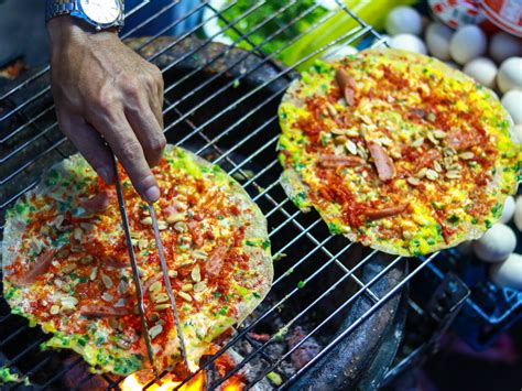   Bánh Tráng Bò Nướng Dezhou: Sự kết hợp kỳ diệu của thịt nướng thơm lừng và bánh tráng dai ngon!