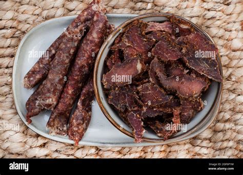  Biltong! Khám Phá Hương Vị Sấy Khô Của Nam Phi Tự Do.