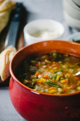  Soupe au Pistou! A Hearty Provençal Broth Bursting with Fresh Herbs and Sunshine